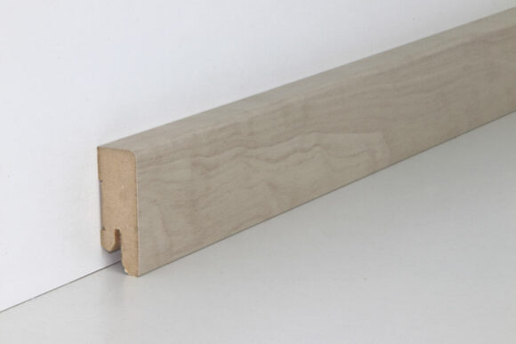 Clip Sockelleiste Ahorn Natur