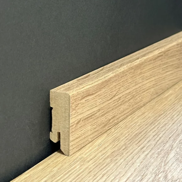 Dekorgleiche Clip-Sockelleiste 18x50mm Holzdekore – Bild 2